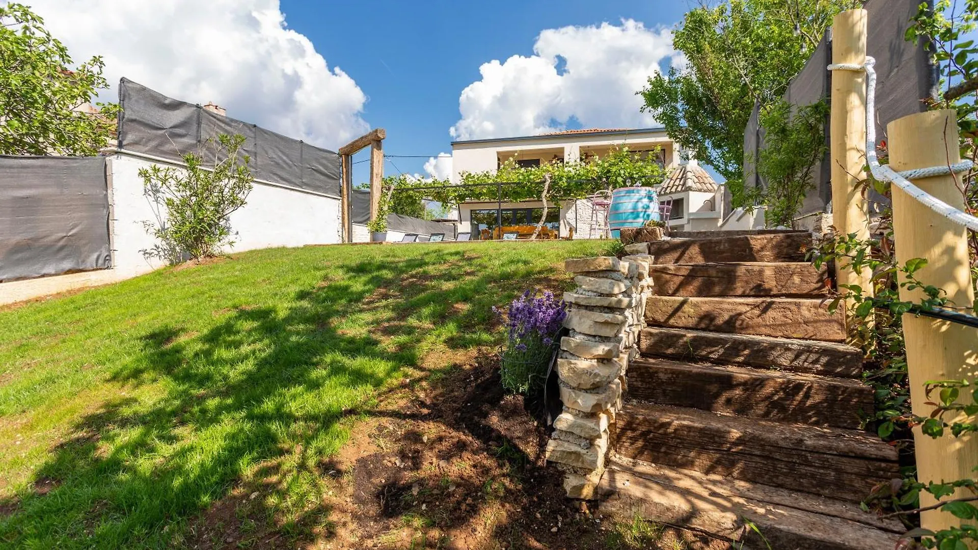 Žminj Schoenes Ferienhaus In Modrusani Mit Grossem Garten 0*,  קרואטיה
