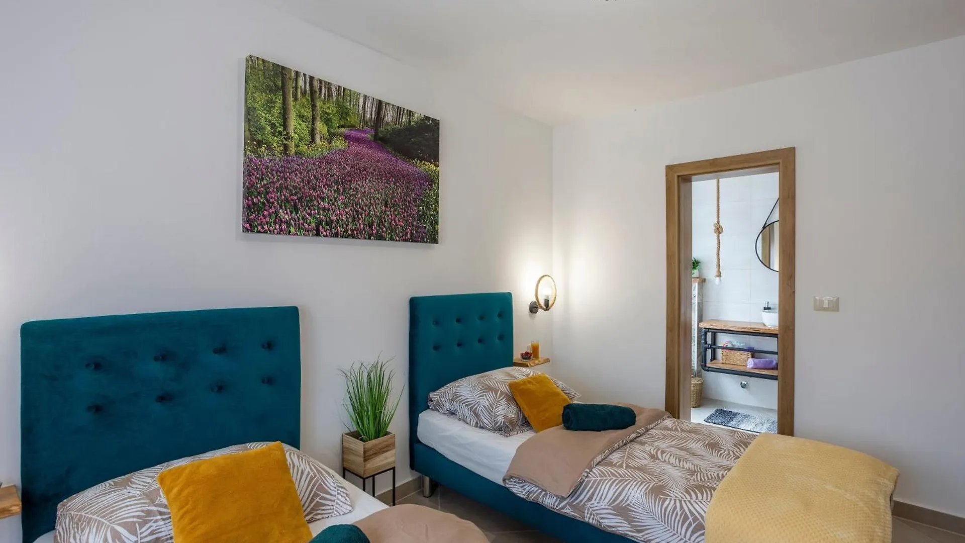 Žminj Schoenes Ferienhaus In Modrusani Mit Grossem Garten בית נופש